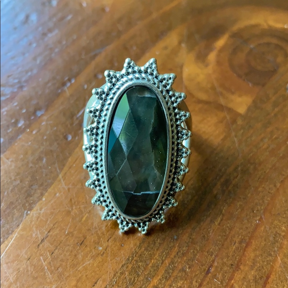 Lucky Brand ring with gray, iridescent stone